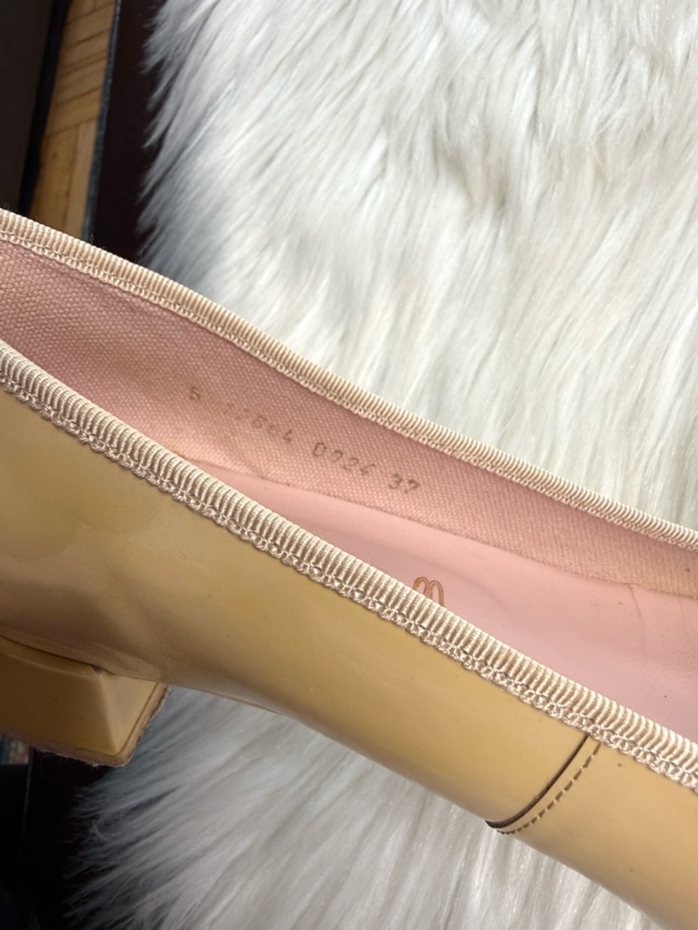 Pretty Ballerinas Pale Yellow Patent Leather Buckle Toe Ballet Flats - Picture 7 of 9